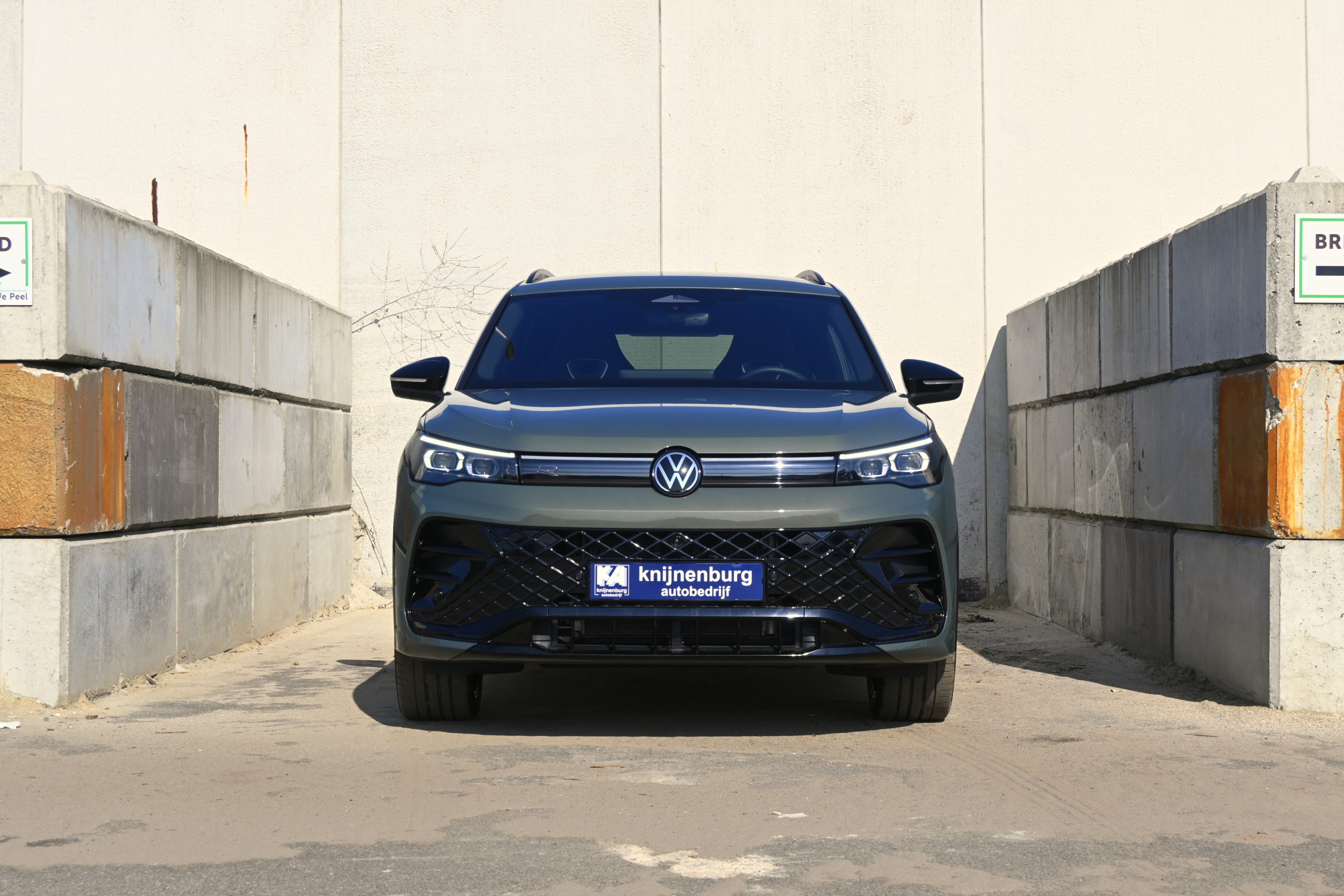 gallery_images_14_8_177400442237391364